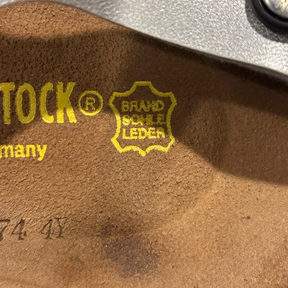 NWOT Birkenstock Gizeh Birko-Flor Silver Metallic Size 40 - Picture 5 of 11